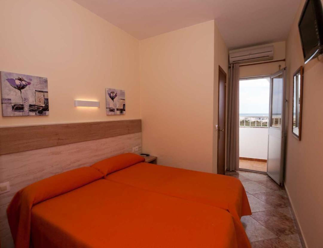 Hostal Sonrisa Del Mar Conil De La Frontera Zewnętrze zdjęcie